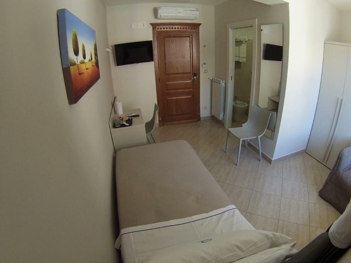 Sonevi Rooms Napoli Exterior foto